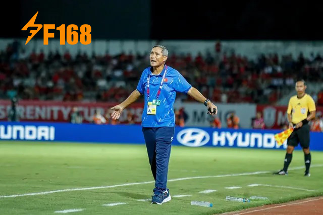 SEA Games 33 khép lại, ghế nóng ĐT nữ Việt Nam: Ai đủ “bản lĩnh” kế nhiệm HLV Mai Đức Chung? 5 Cảm ơn người thầy tận tuỵ