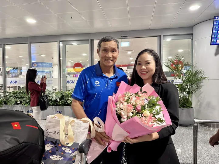 SEA Games 33 khép lại, ghế nóng ĐT nữ Việt Nam: Ai đủ “bản lĩnh” kế nhiệm HLV Mai Đức Chung? 6 HLV Mai Đức Chung đã hoàn thành trận đấu cuối của đội tuyển nữ Việt Nam